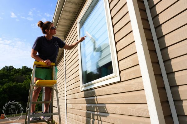 Clean the Exterior Of Your Windows After Summer