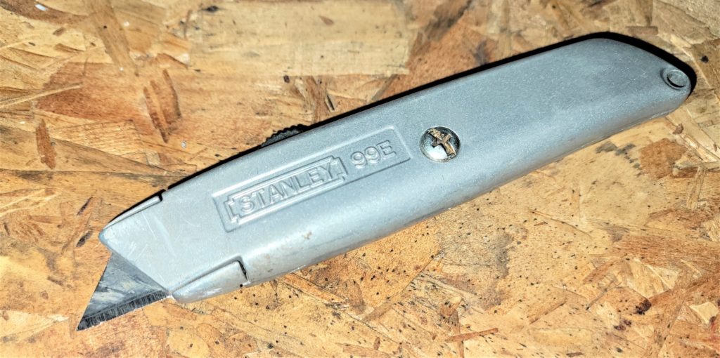 Utility Knife 10 Helpful Tools To Have In Your Starter Tool Kit - The Daily DIY