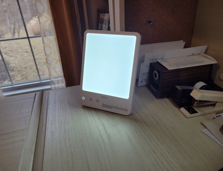 Best Light Therapy Lamp For Winter Blues - The Daily DIY