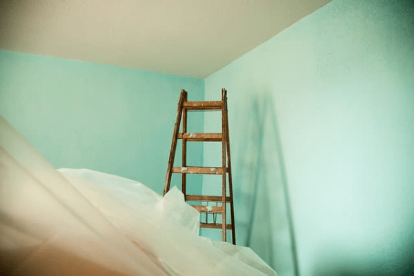 Best Way To Paint a Room Fast - The Daily DIY