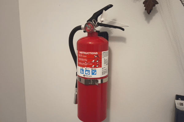 You Should Inspect Your Fire Extinguisher Now - The Daily DIY
