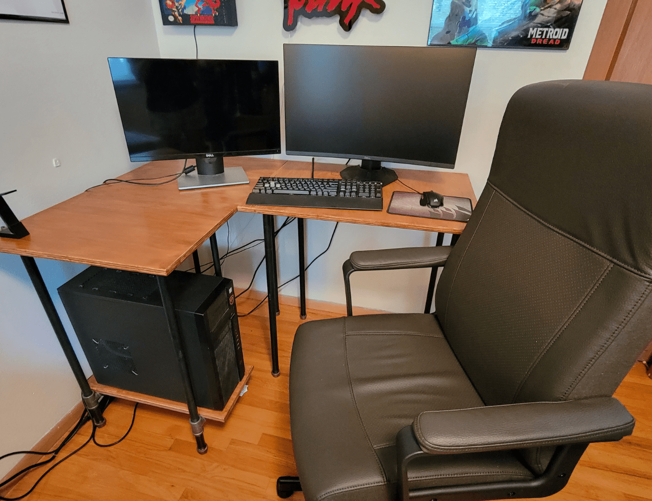Homemade Industrial Style Gaming Desk - The Daily DIY