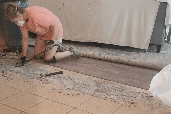 Removing tile from floor - The Daily DIY