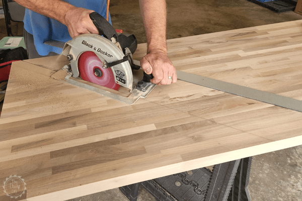 Use a Circular Saw To Cut Wood Countertop - The Daily DIY