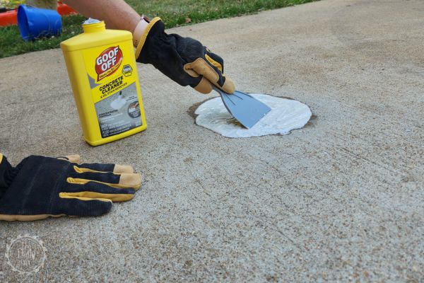 Best Way To Remove Grease Stain From Driveway