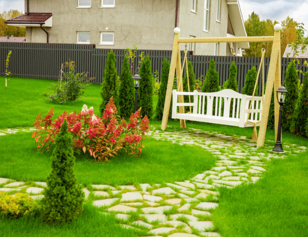 15 Best DIY Backyard Ideas You Can Do Now - The Daily DIY